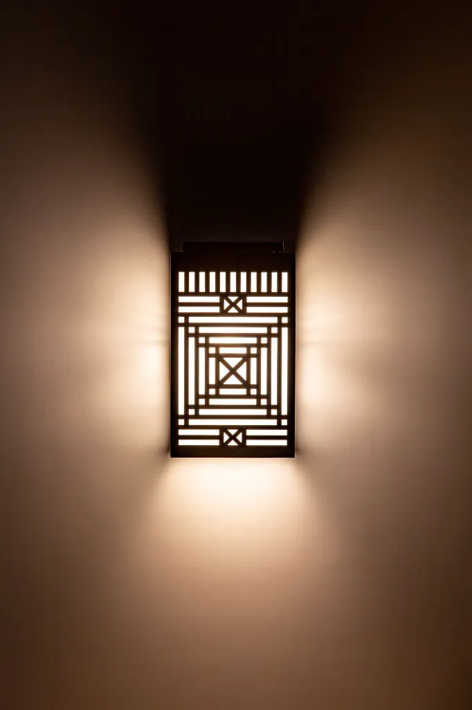 ABAT JOUR LANTERNE PLANCHER.webp