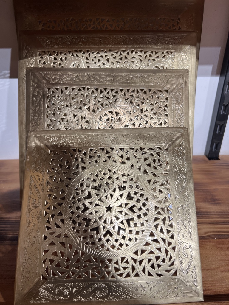  APPLIQUE CARRE PARABOLE FTIH (25CM)